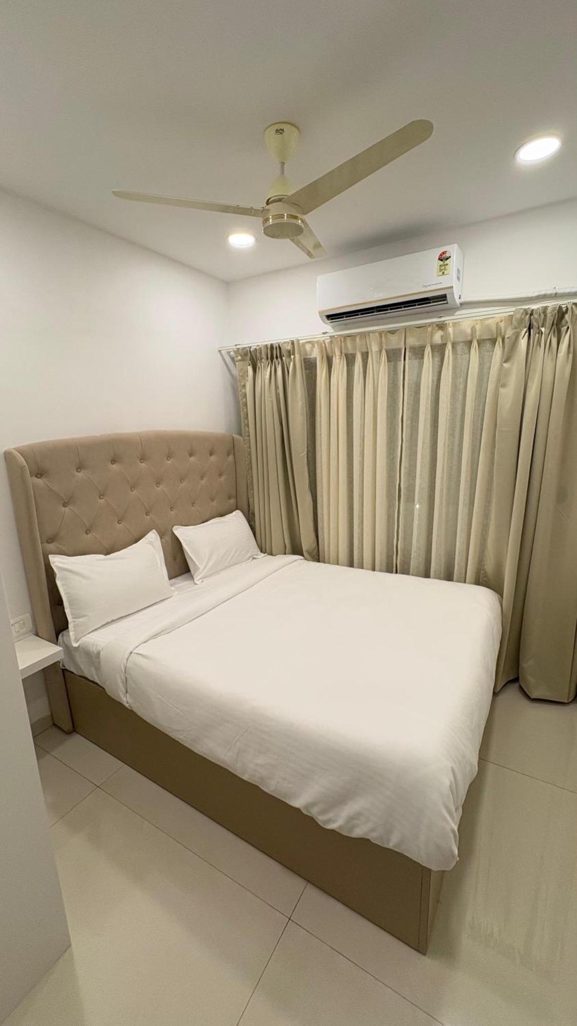 Osi Apartments Powai Bombay Eksteriør billede